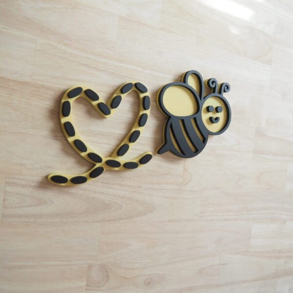 Buzzy Bee Left